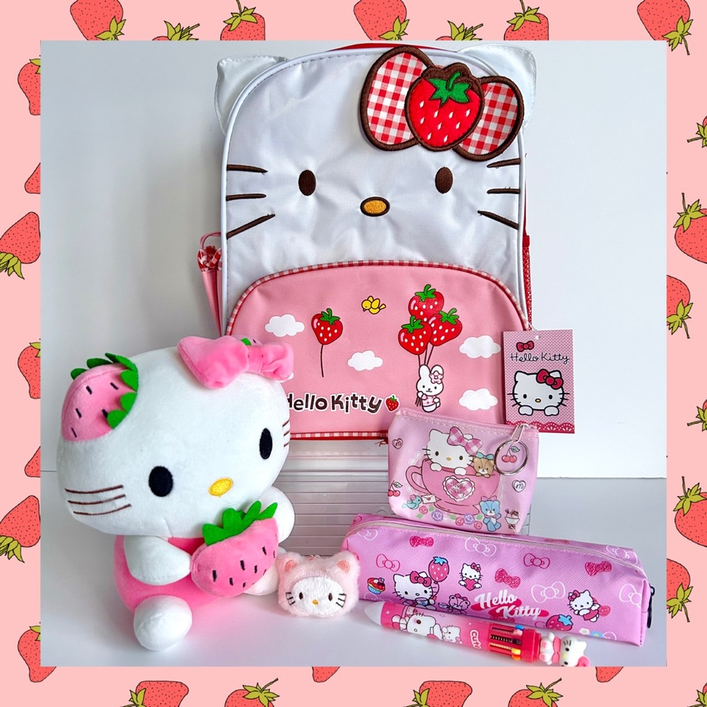 🍓(HK319) Hello Kitty Adorable 6-Piece Strawberry Bundle!